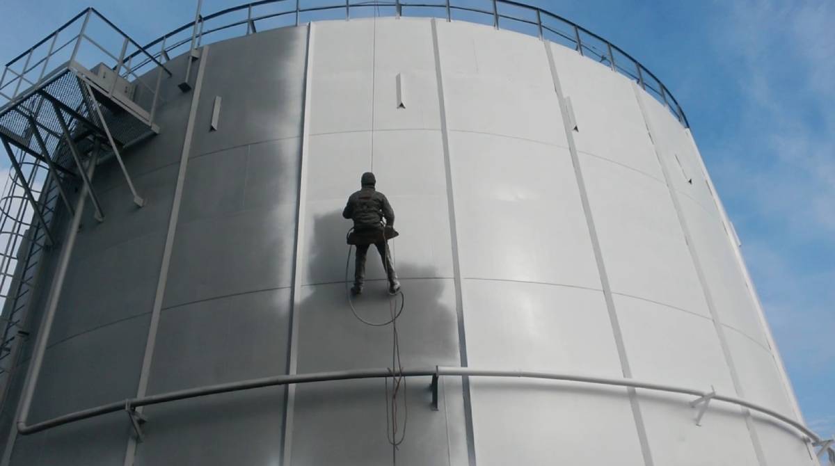 Обслуживание резервуаров: как происходит?