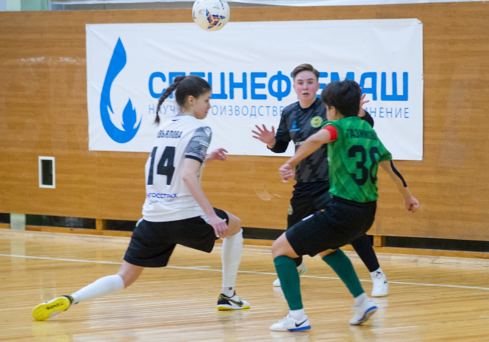 Пензенская «Лагуна-УОР» при спонсорстве ООО «НПО «Спецнефтемаш» вышла в финал чемпионата России по мини-футболу среди женских команд
